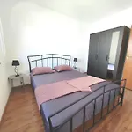 Magdalena Apartment Pula